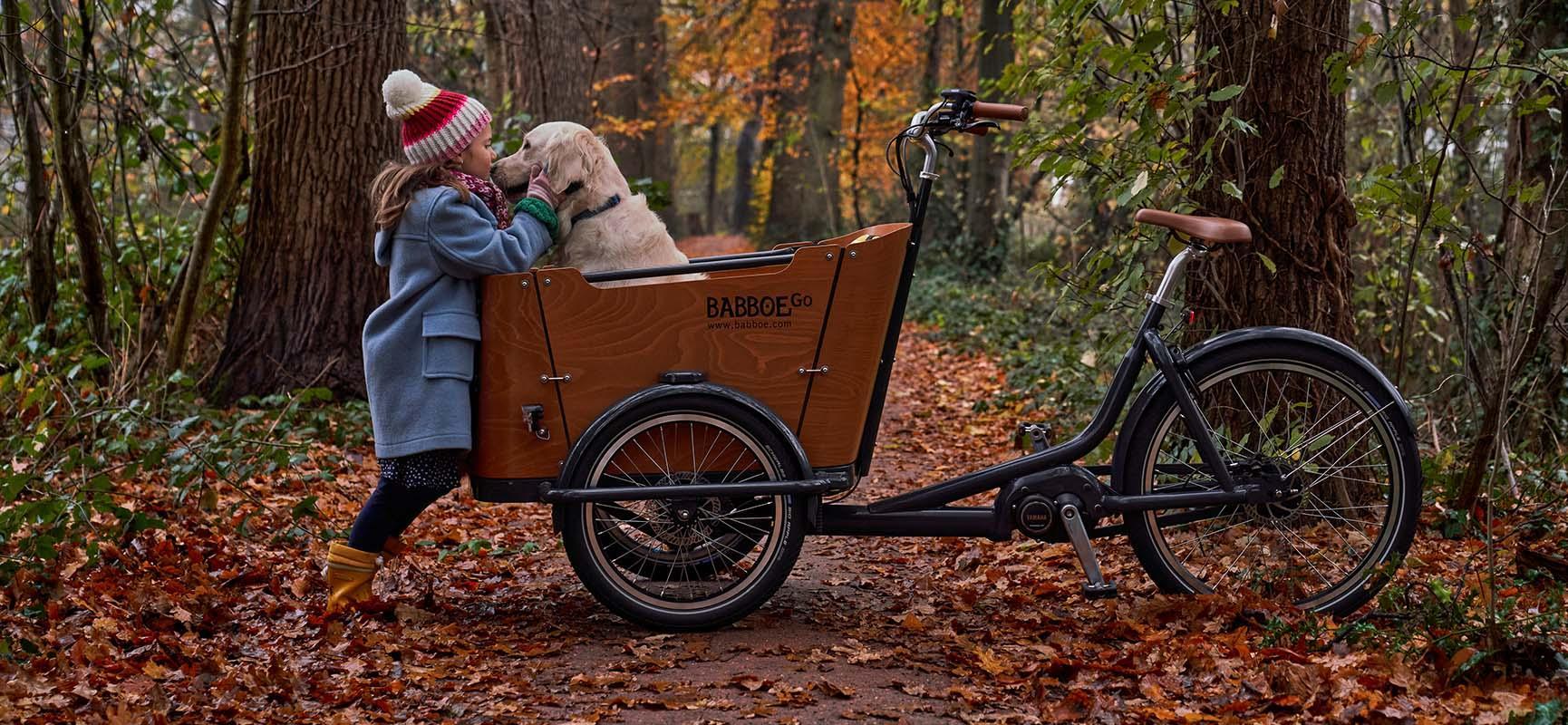 Bakfiets hond en kind