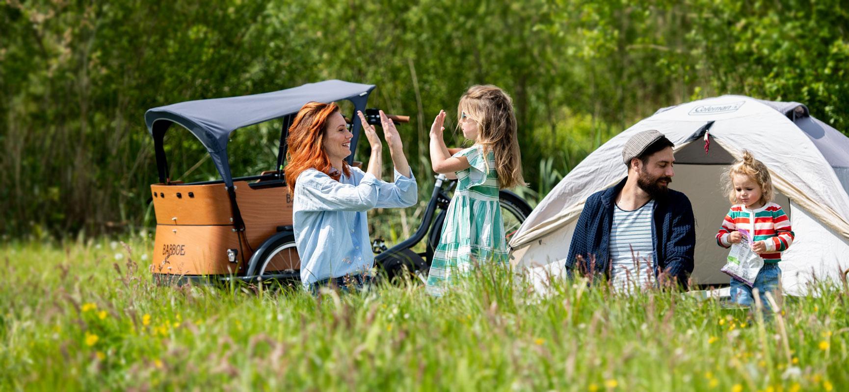 8 handige tips voor fietsen met kinderen in de zon