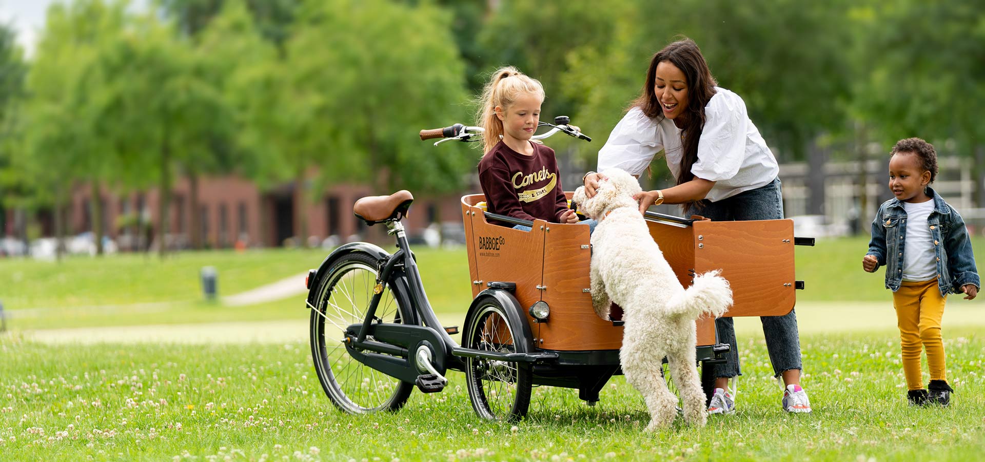 Babboe Go bakfiets met deurtje
